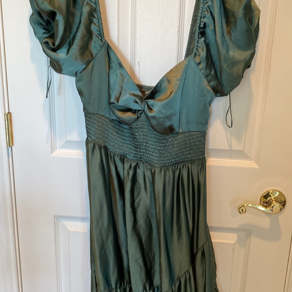 Free People sundrenched green Smocked Puff-Sleeve Maxi Long tiered Dress New - Picture 4 of 5